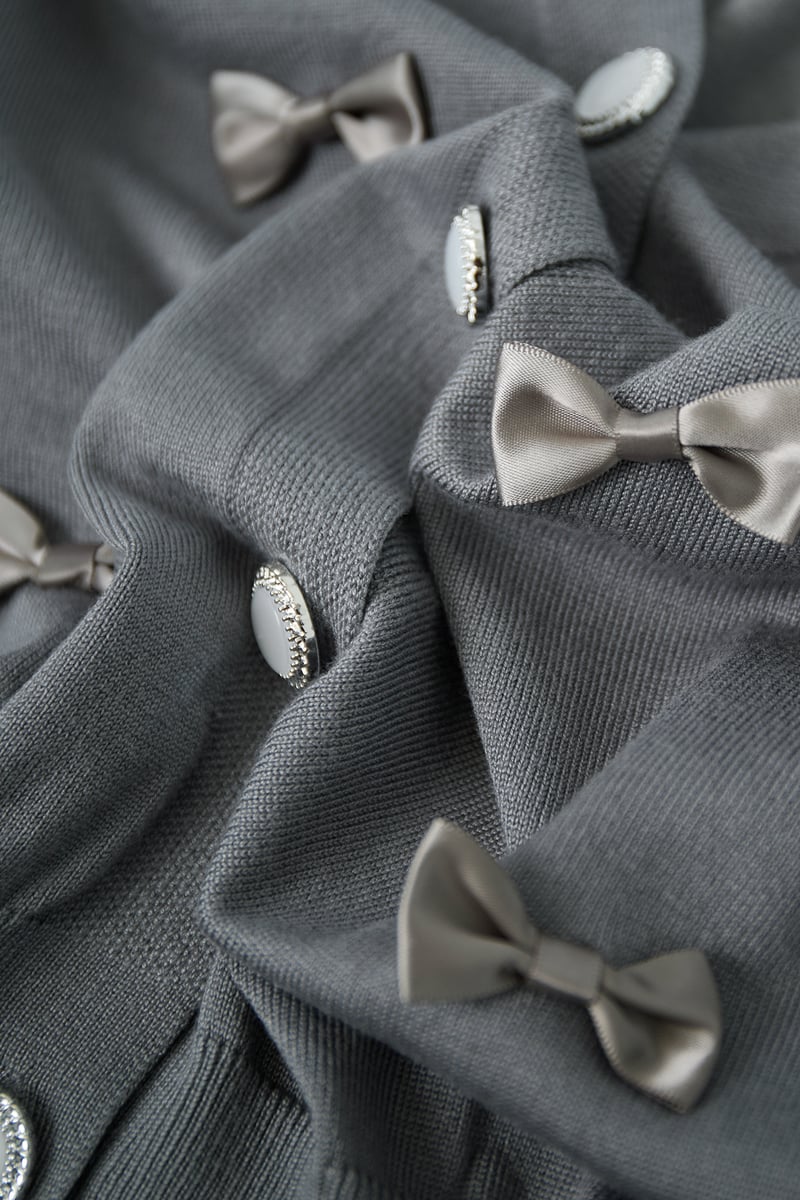 Bowtiful vest