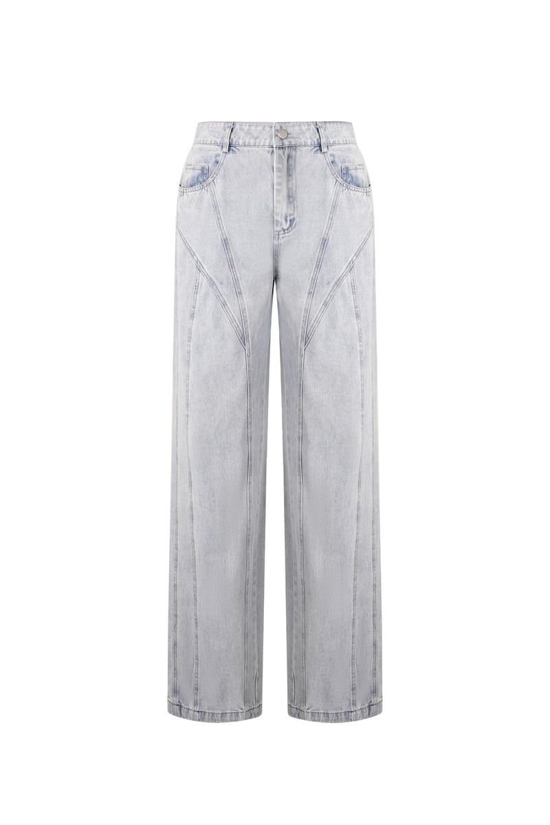 Cloudy Jeans