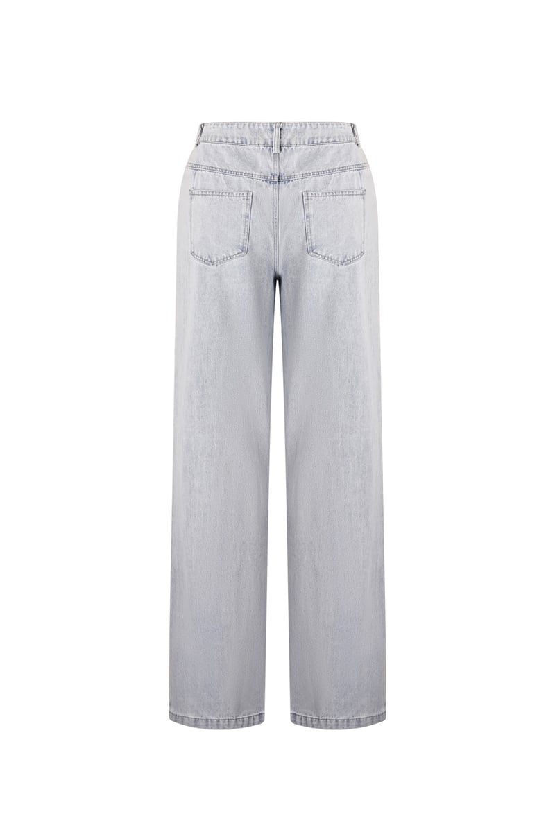 Cloudy Jeans
