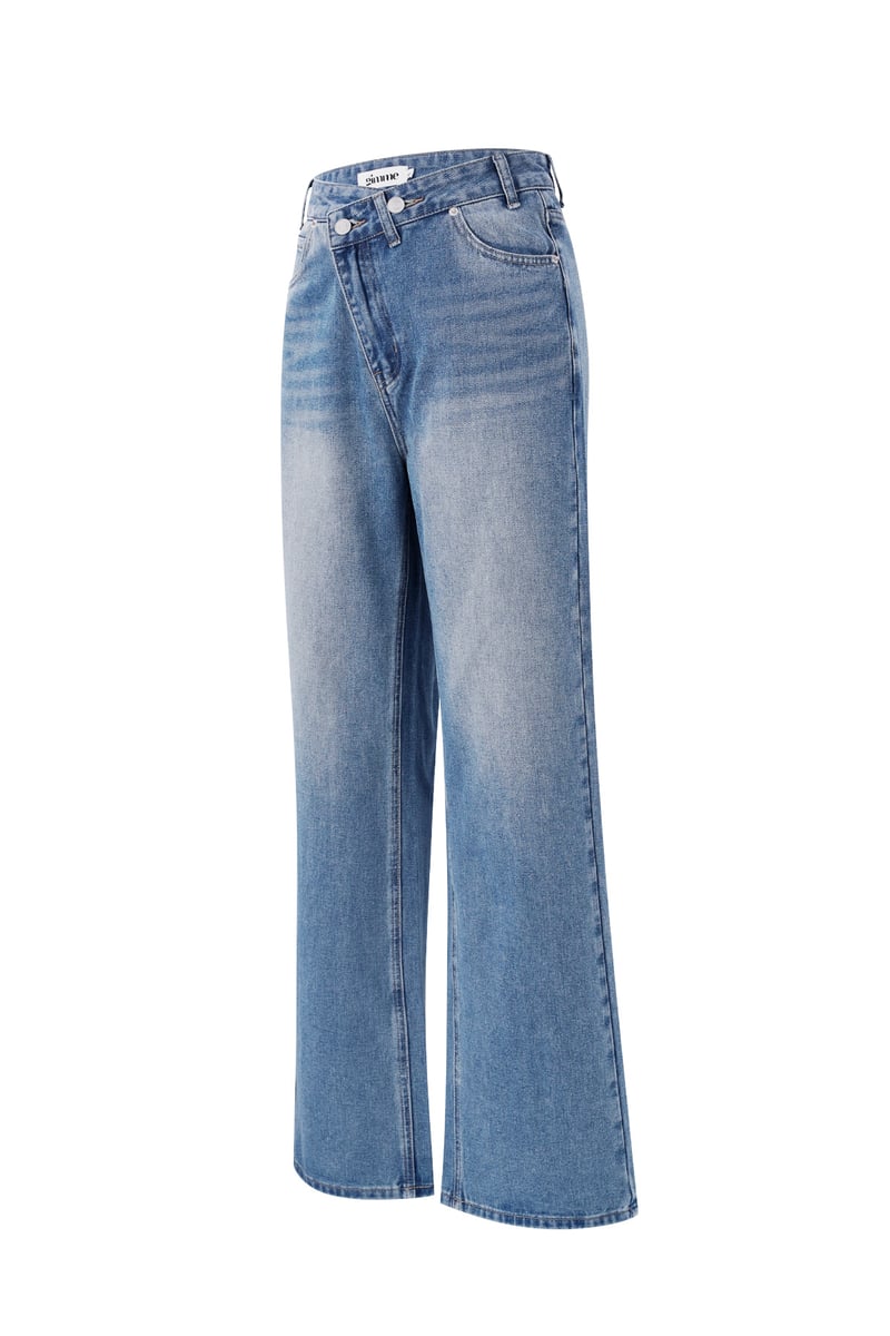 Denim jeans zip up
