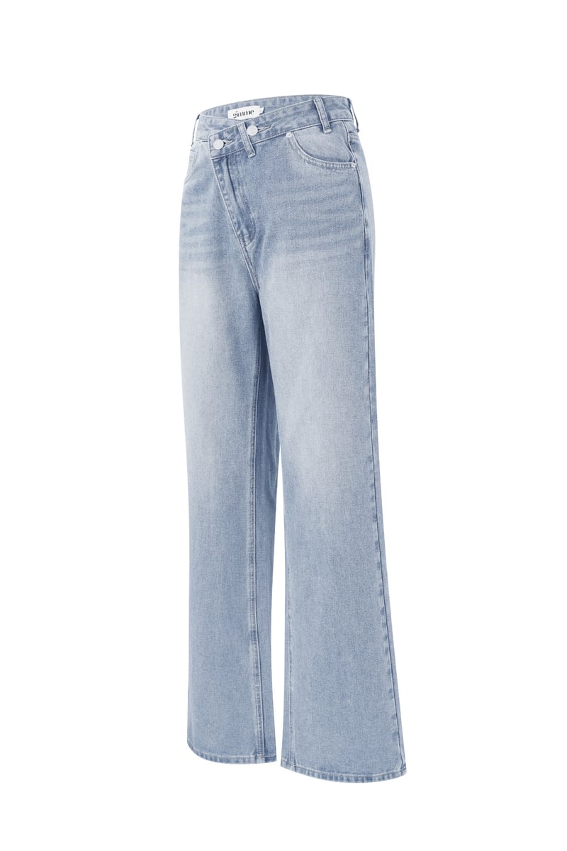 Denim jeans zip up